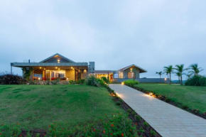 SaffronStays Ashfield - An eco-luxe 5-bdr farmhouse in Nashik